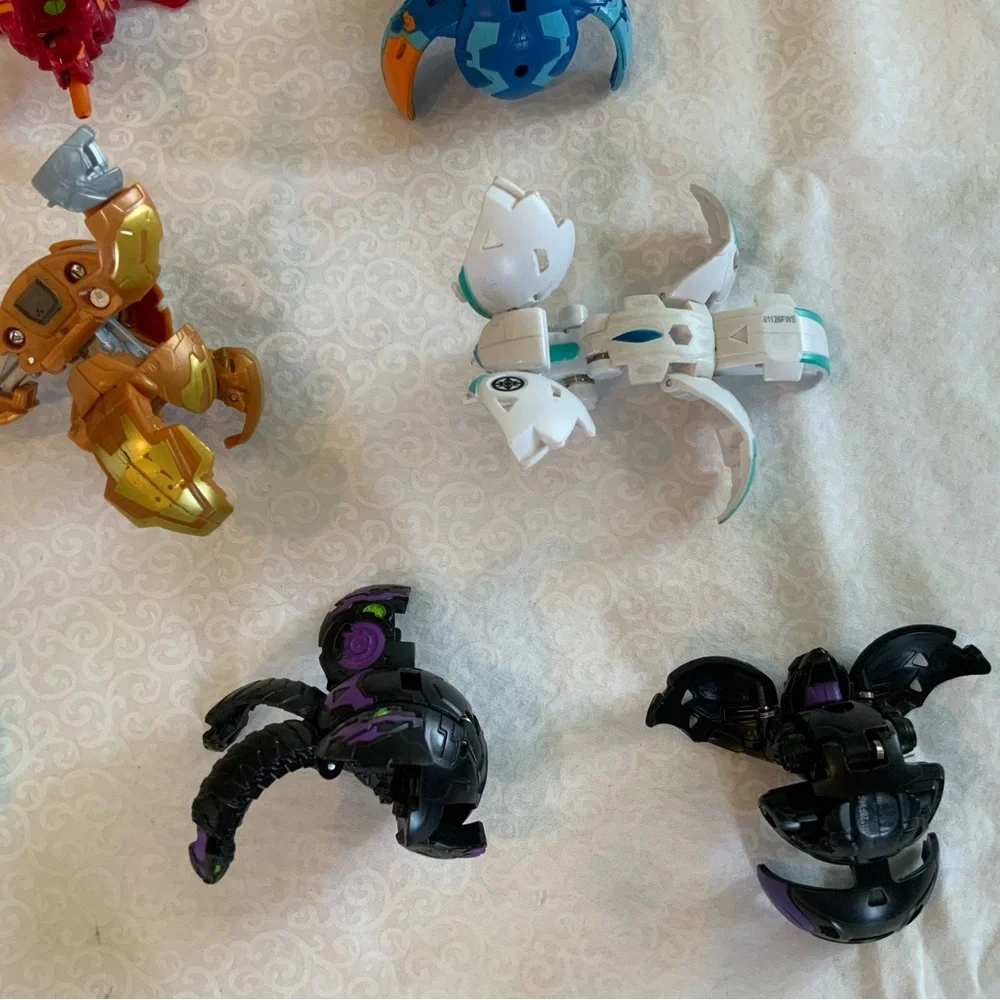 Bakugan Spin Master Lot Of 13 Figures B300 B700 Battle Brawlers Battle Planet